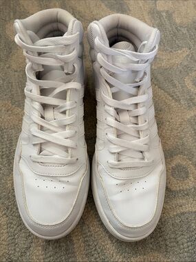 Adidas Hoops Mid Classic Sneaker
